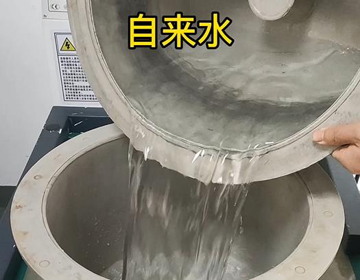 清水淹沒(méi)CNC機(jī)加工鋁件